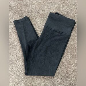 Athleta 7/8 Leggings